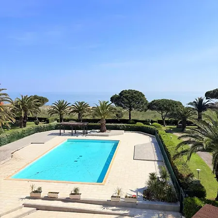 St Cyprien Superbe Vue Piscine Et Apartment *